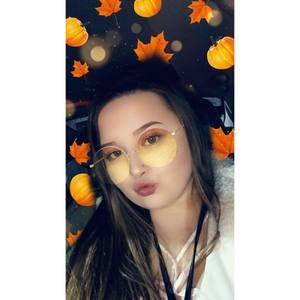 Meet your Posher, Casey